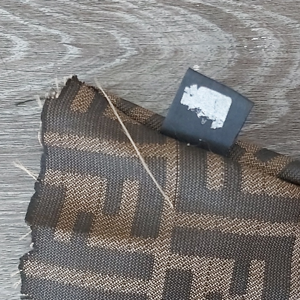 Fendi Brown FF Purse LINING - Picture 2 of 8